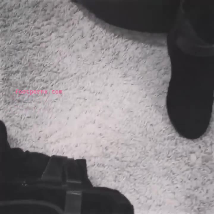 italianfootgoddess milf feet 3