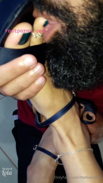 thefeetoflola footjob sexy latina feet with her boyfriend 3
