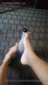 bossladystorm foot tease