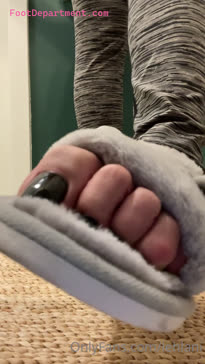 lehlani dirty slippers sexy soles