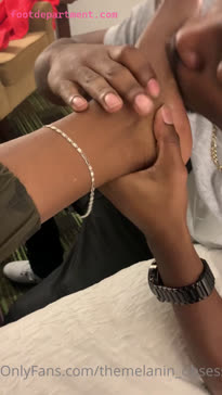 themelanin_obsession foot worship session sloppy spit toe sucking
