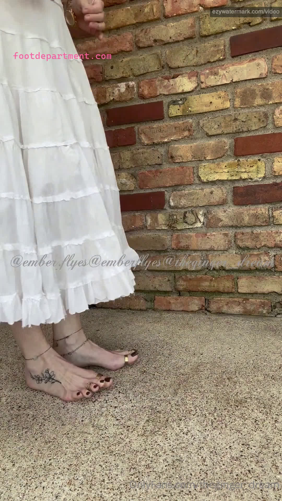 theginger_dream sexy milf feet