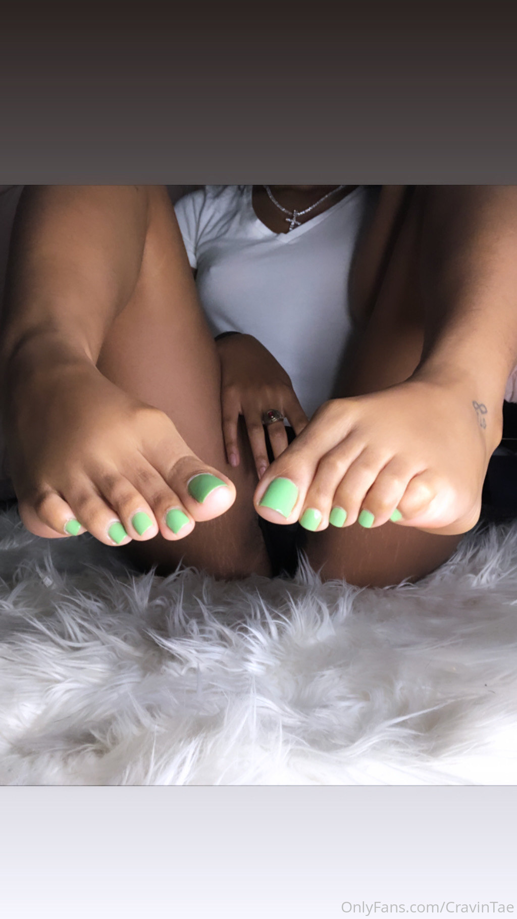 cravintae feet photo 6