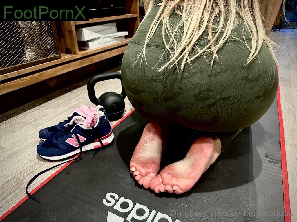 fantasyfootjobs feet photo 22