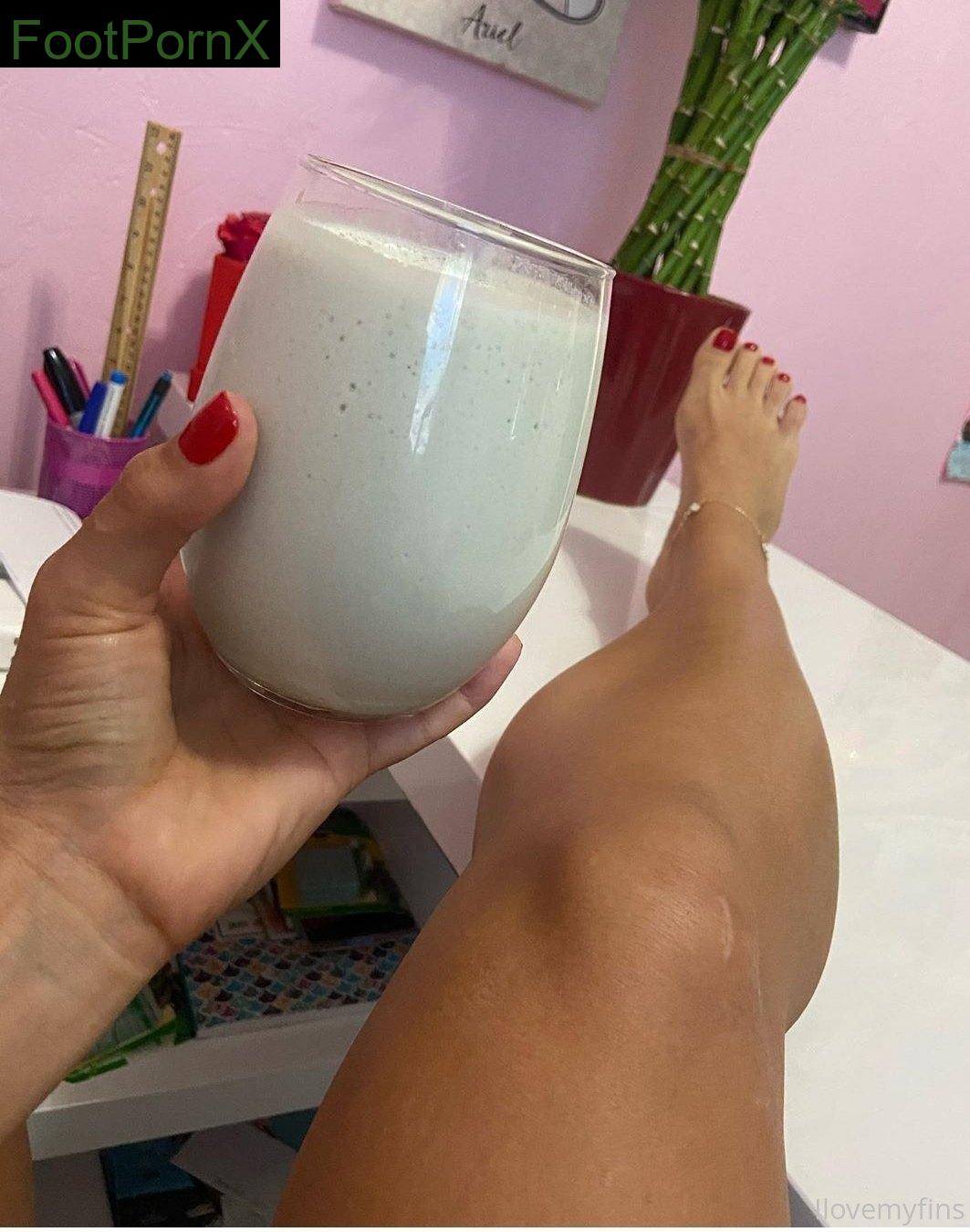 iluvmyfins feet photo 19