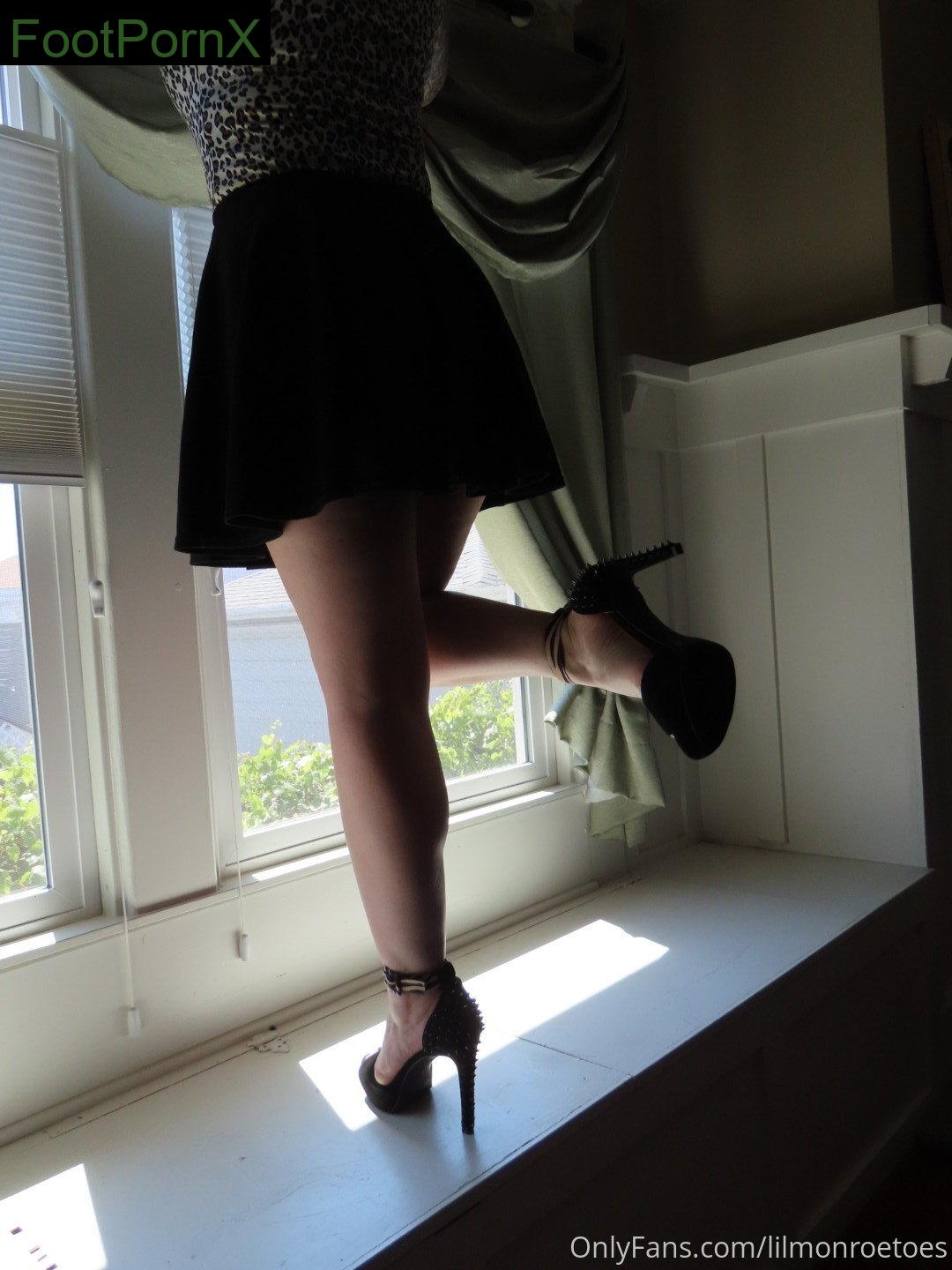 lilmonroetoes