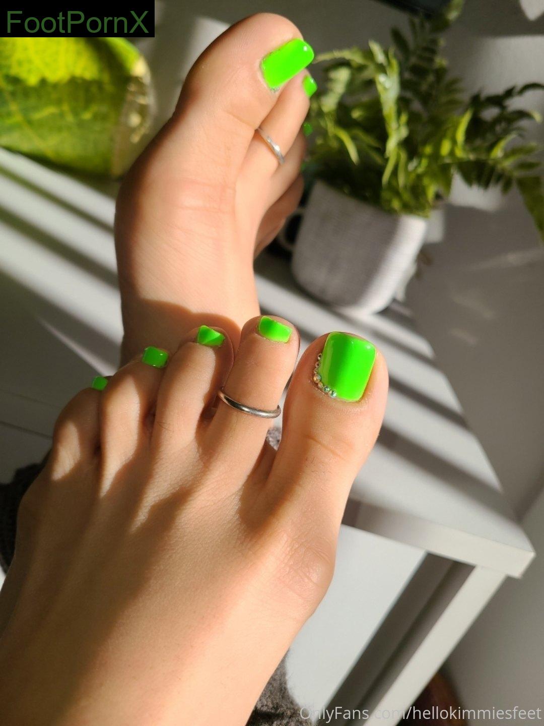 hellokimmiesfeet feet photo 18