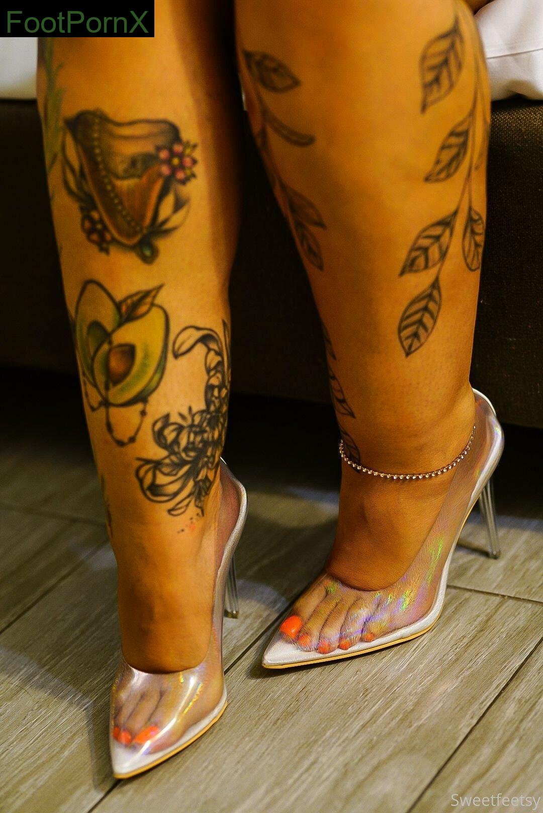 sweetfeetsy feet photo 1