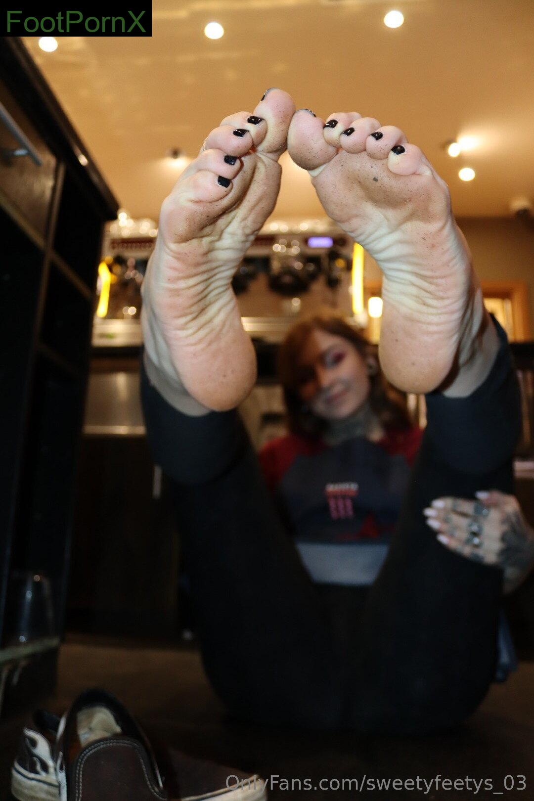 sweetyfeetys_03 feet photo 1