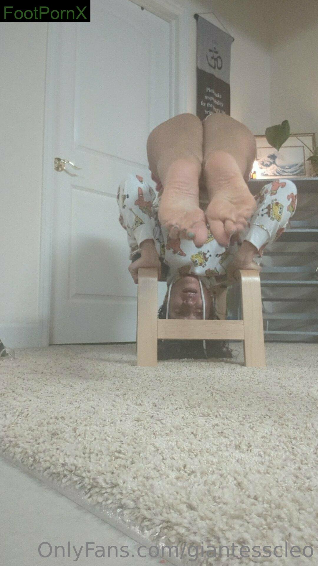 giantesscleo feet photo 21