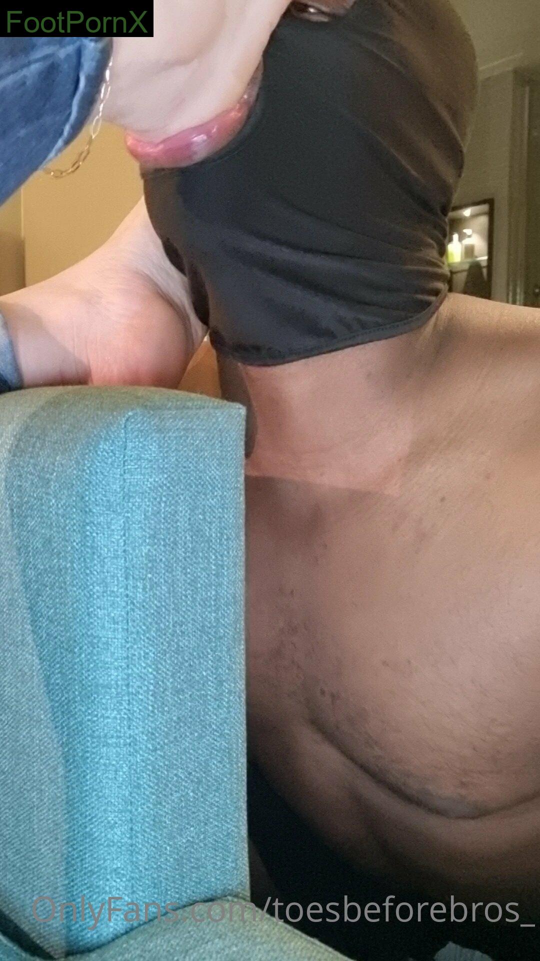 toesbeforebros_ feet photo 21