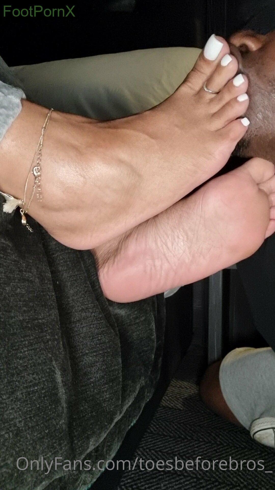 toesbeforebros_ feet photo 20