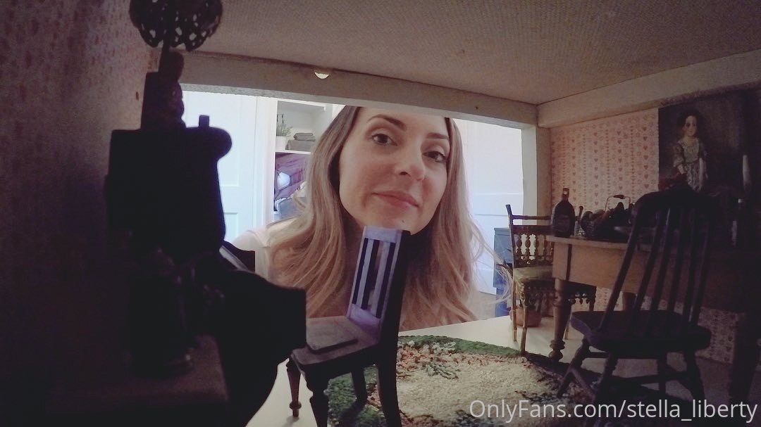 stella_liberty feet photo 8
