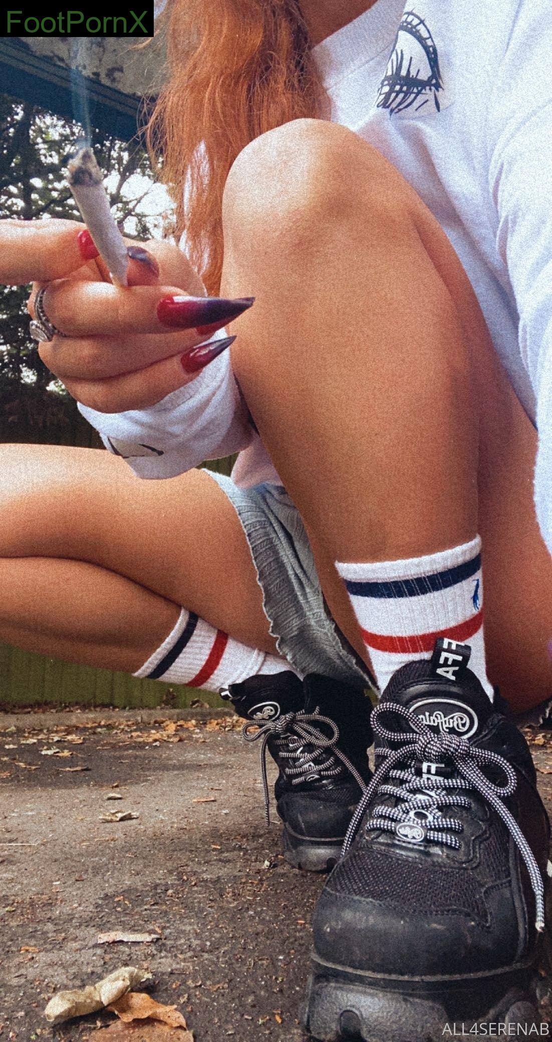 yourqueen__ feet photo 19