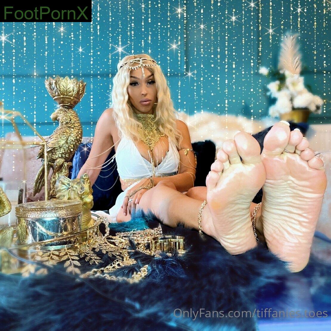 tiffanies.toes feet photo 4