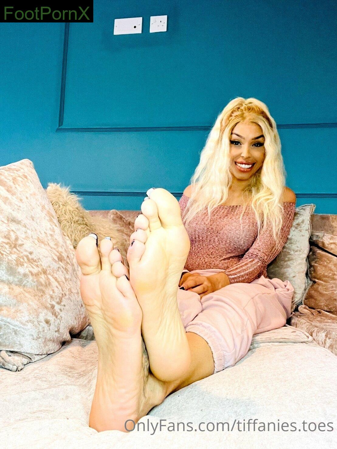 tiffanies.toes feet photo 23