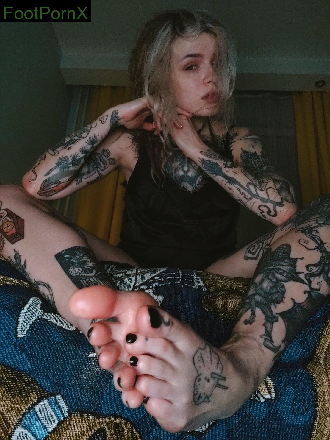 milky.xiu feet photo 1