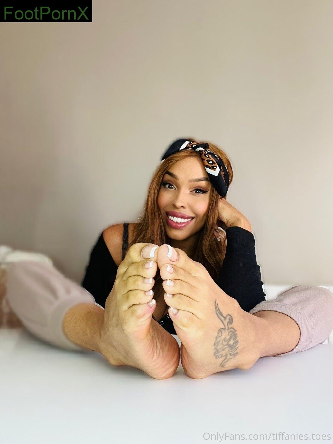 tiffanies.toes feet photo 4
