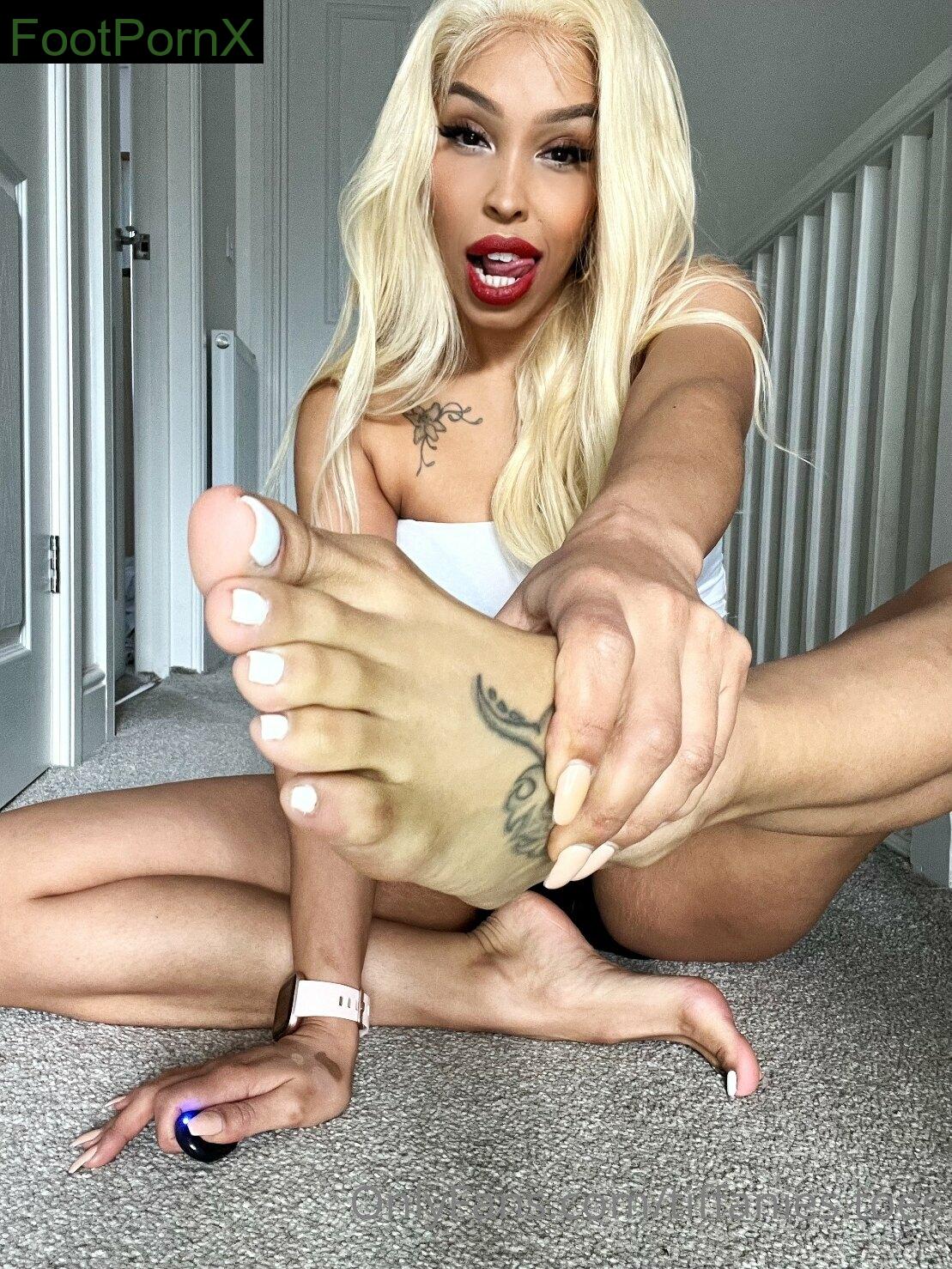 tiffanies.toes feet photo 1