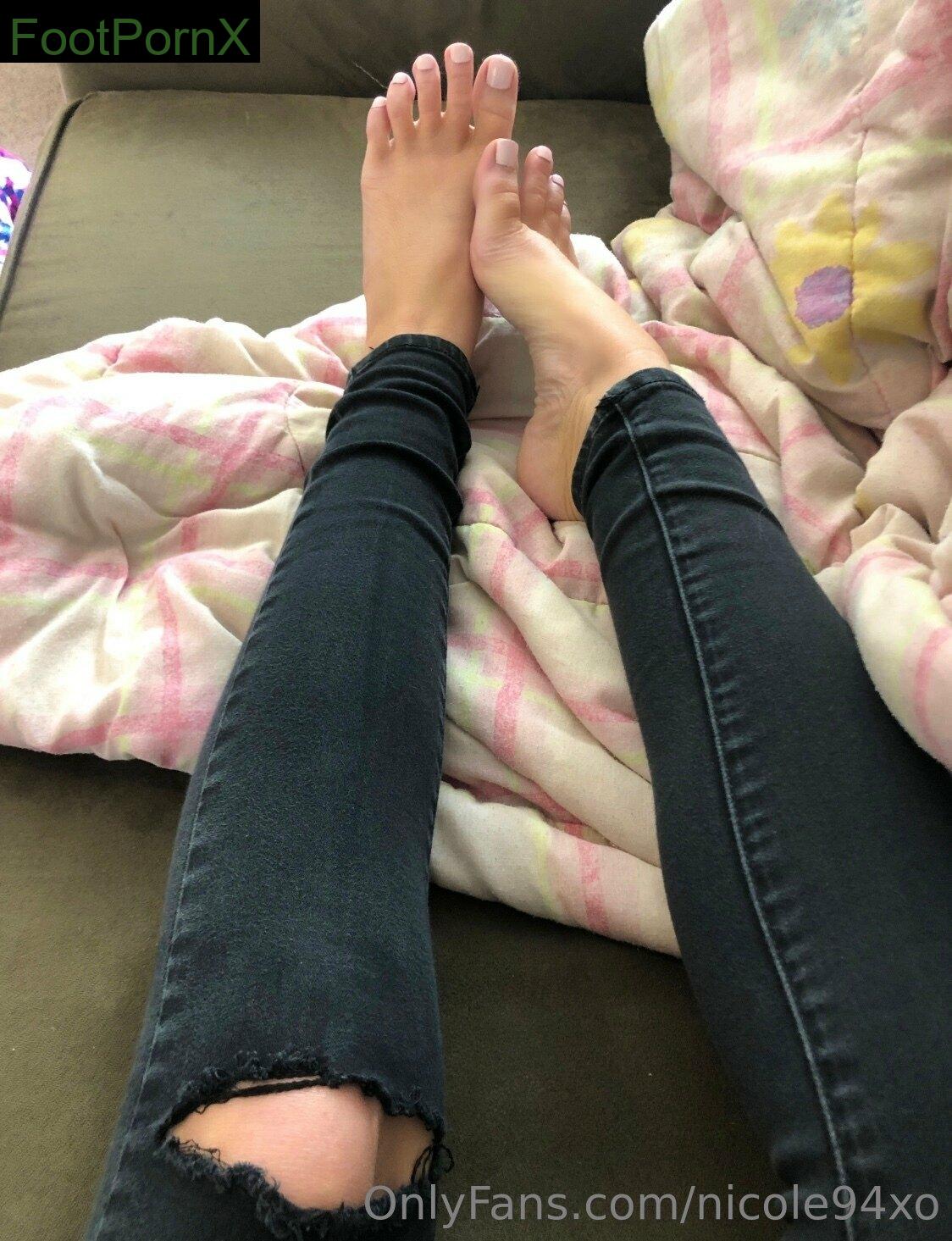 nicole94xo feet photo 23