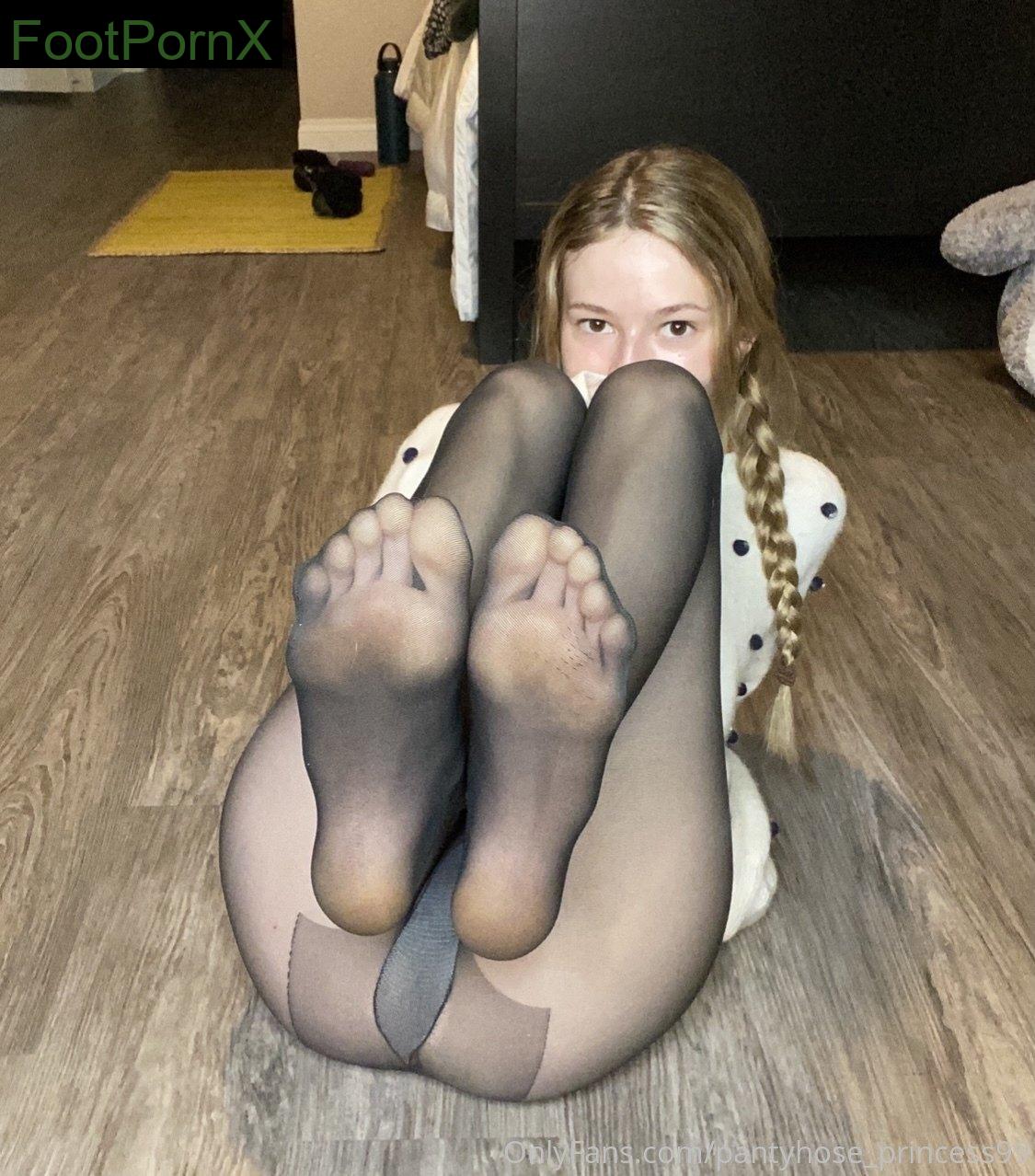 pantyhose_princess99 feet photo 22
