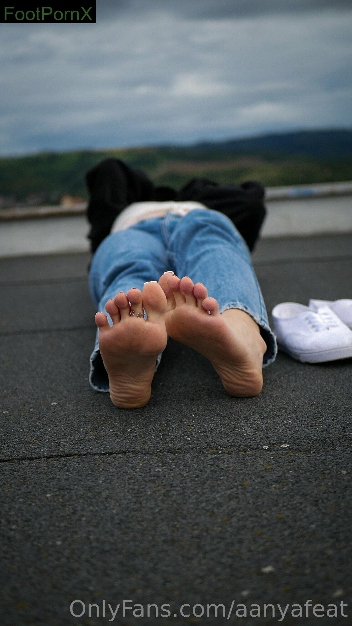 aanyafeat feet photo 14