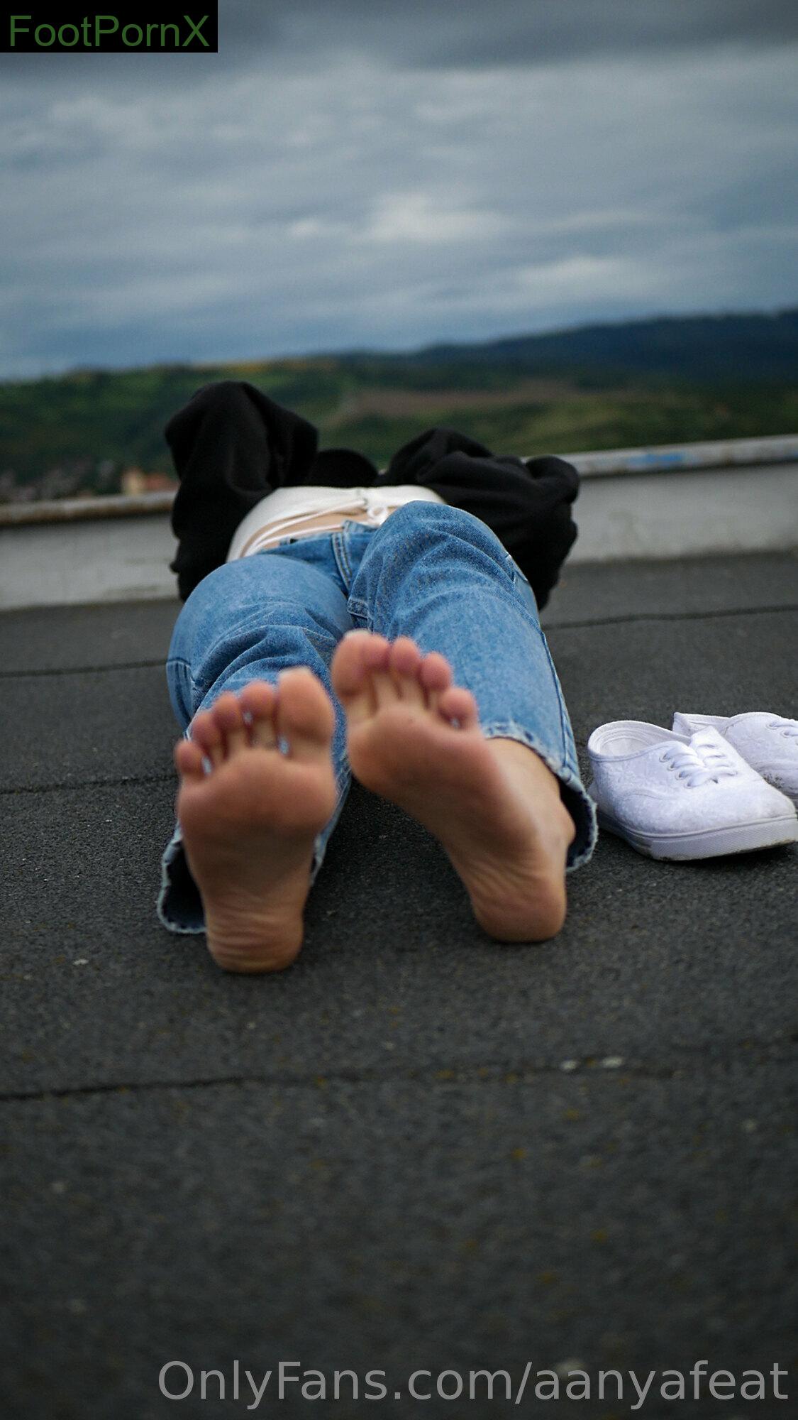 aanyafeat feet photo 1