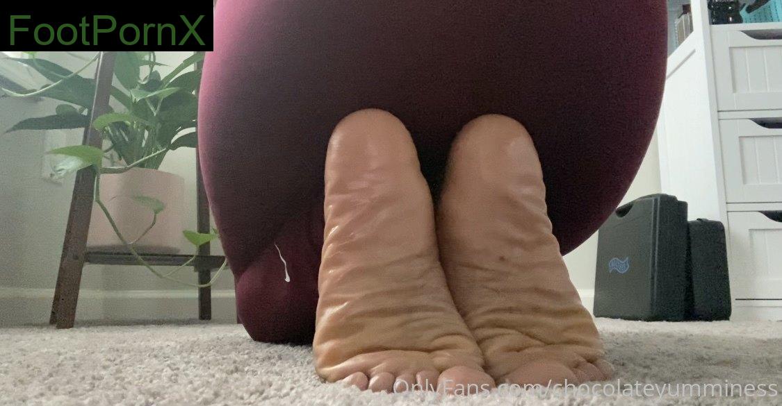 chocolateyumminess feet photo 14