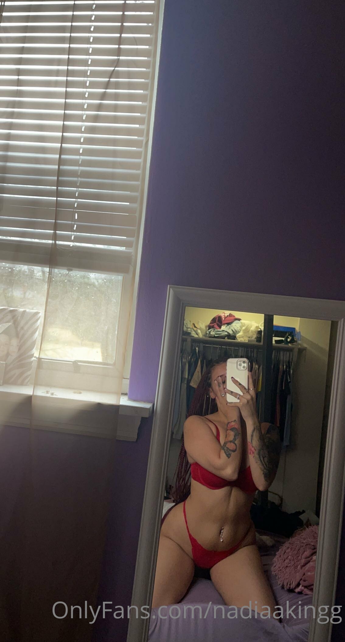nadiaakingg feet photo 4