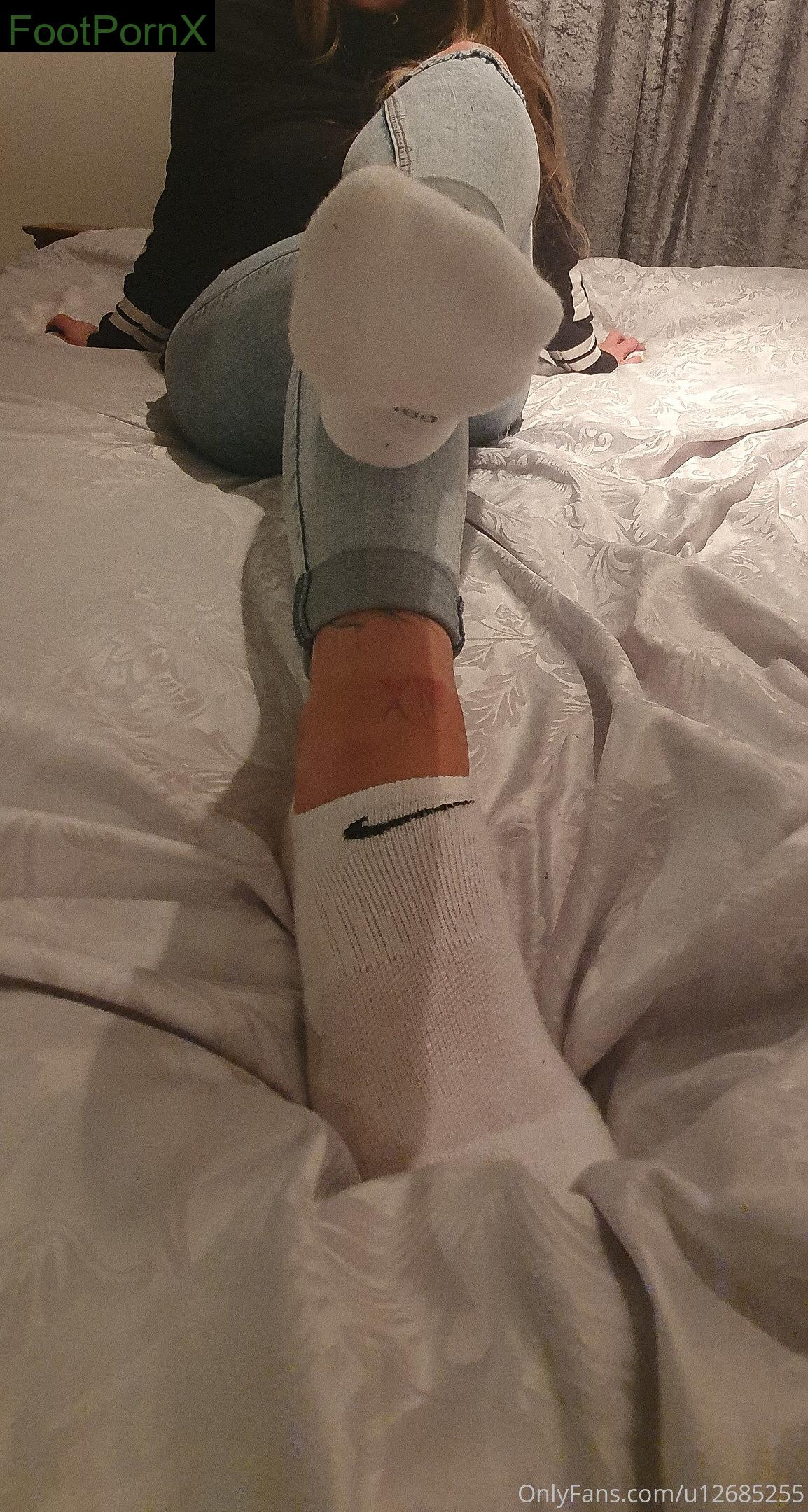 soleneeds feet photo 19