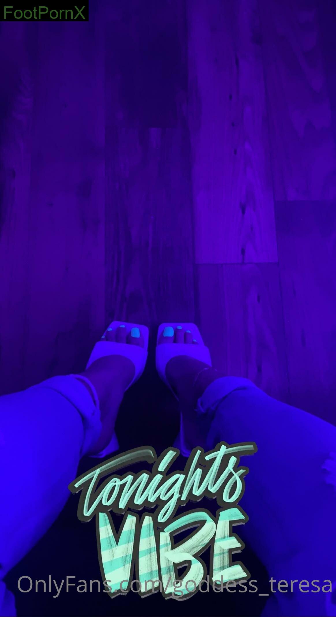 goddess_teresa feet photo 1