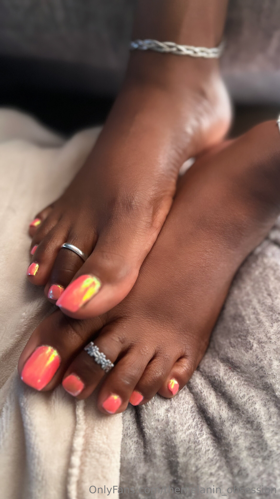 themelanin_obsession feet photo 16