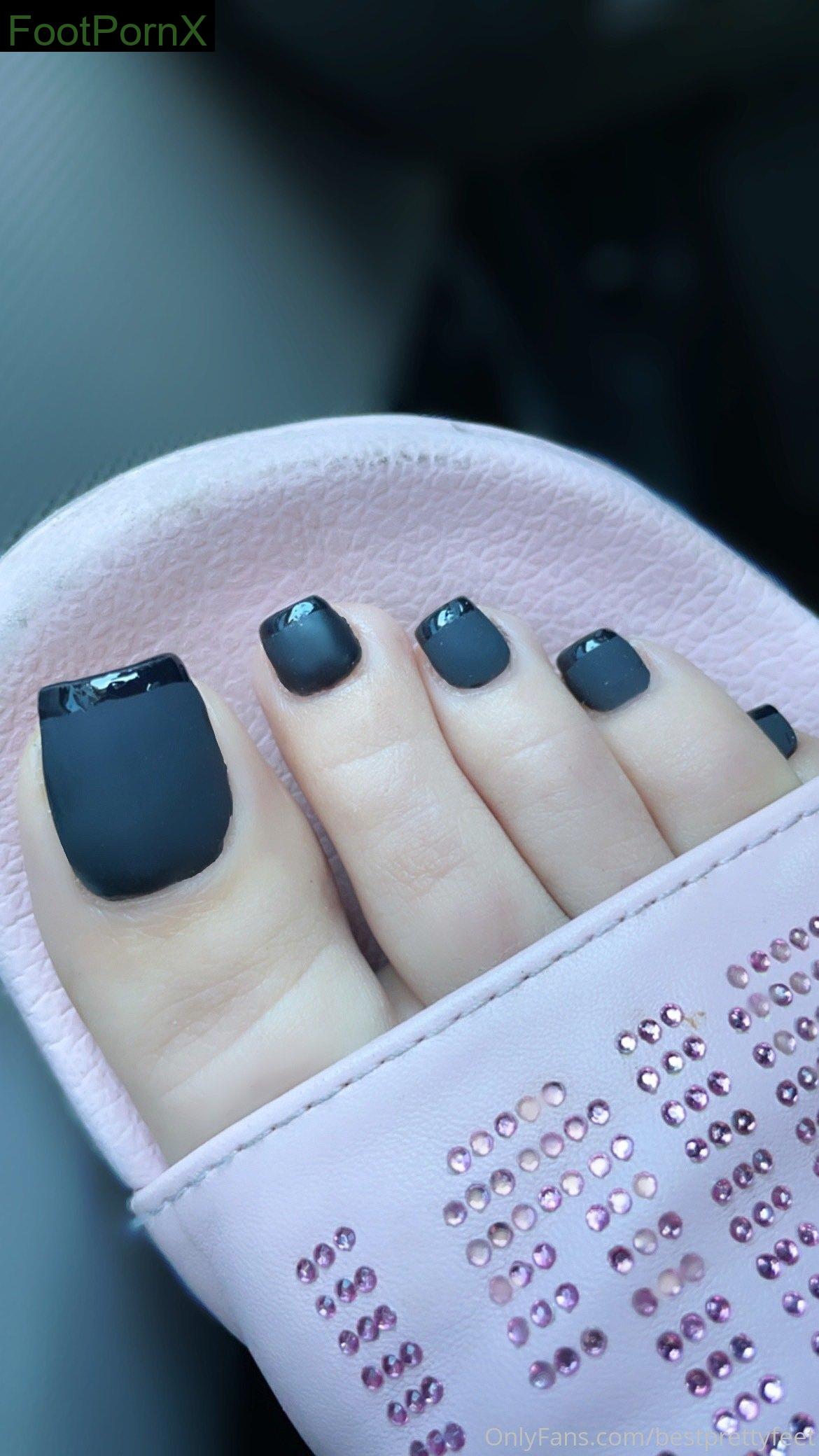 lindabooxo feet photo 8