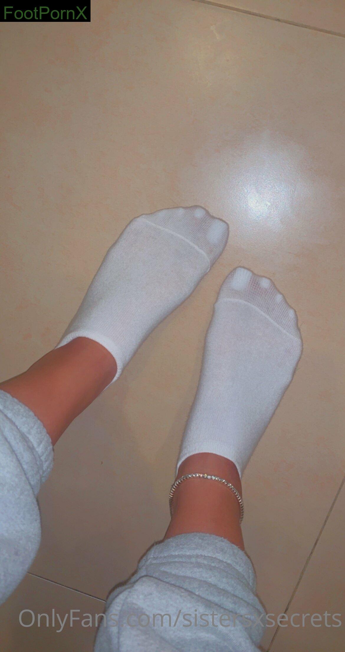 sistersxsecrets feet photo 7