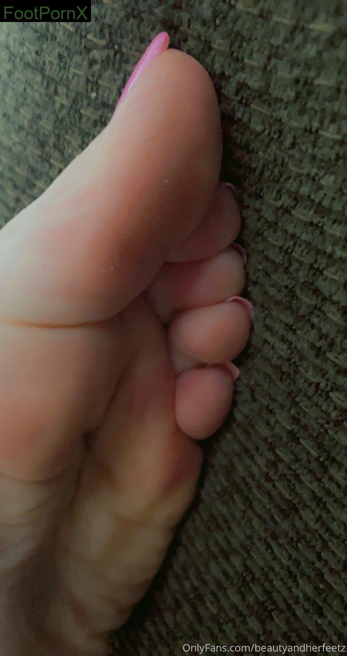 beautyandherfeetz feet photo 15