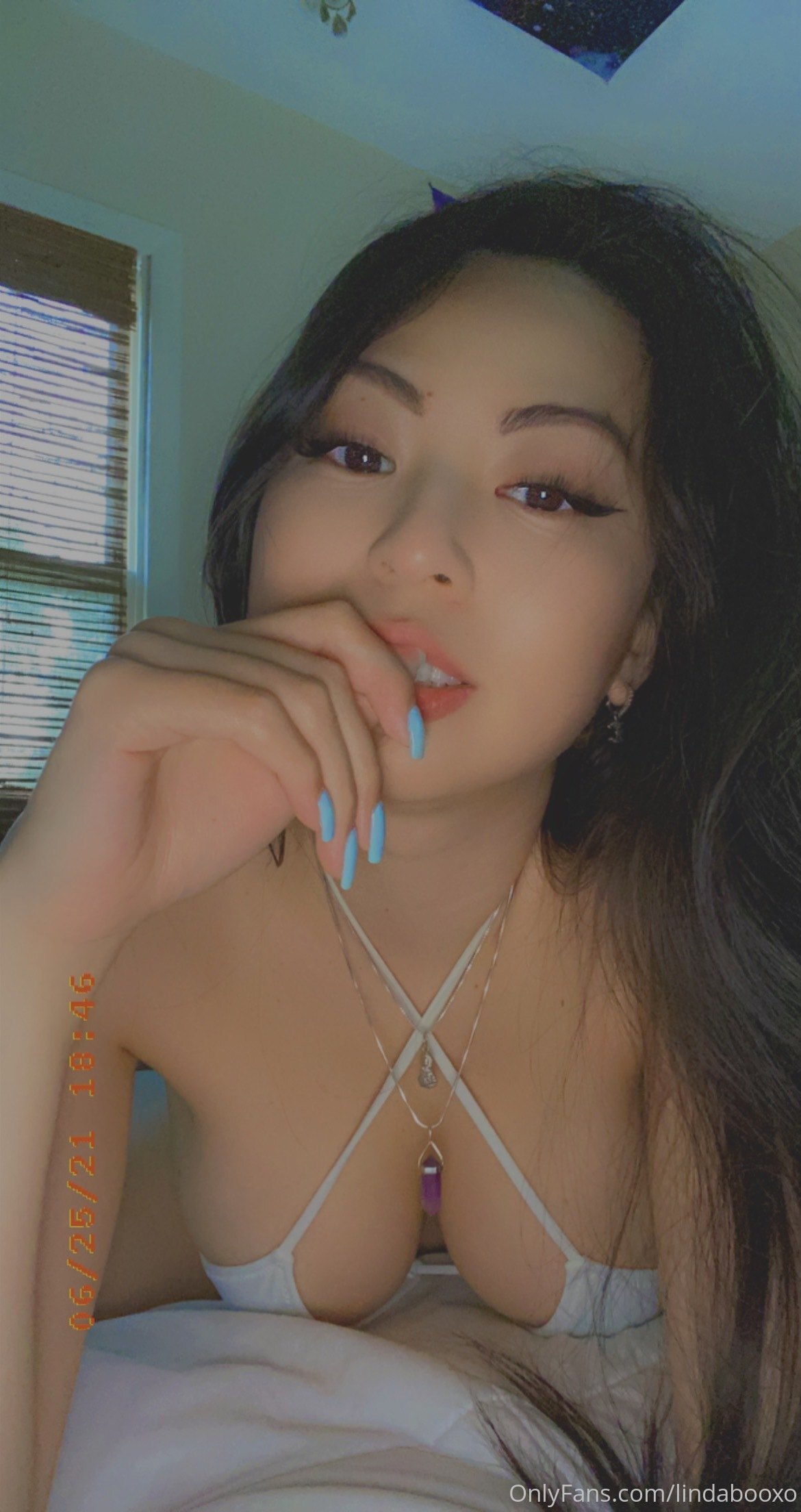 lindabooxo feet photo 18
