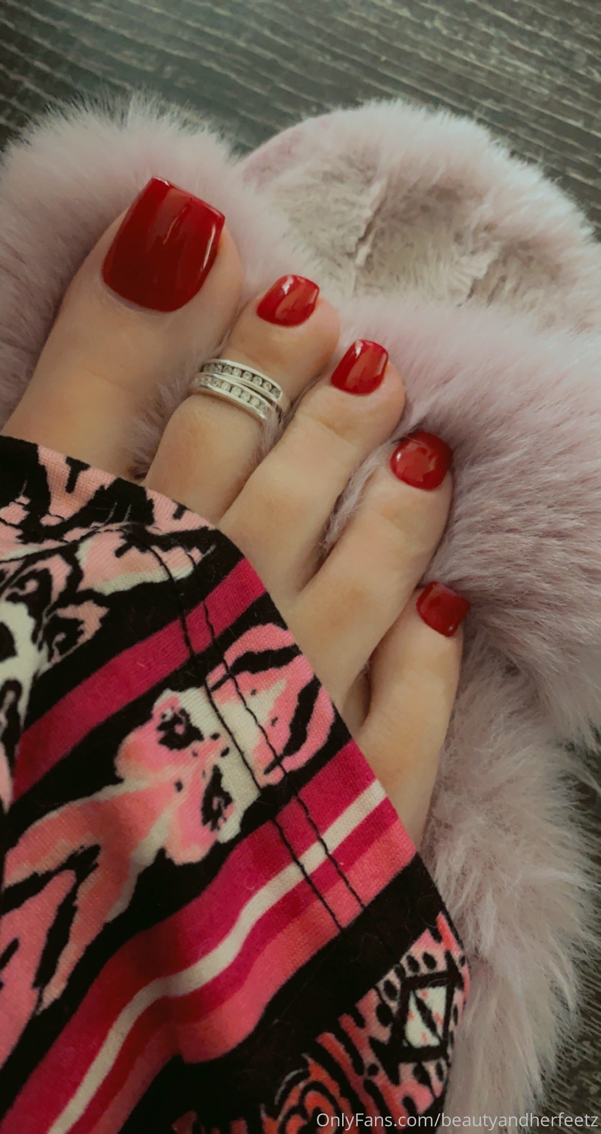 beautyandherfeetz feet photo 2