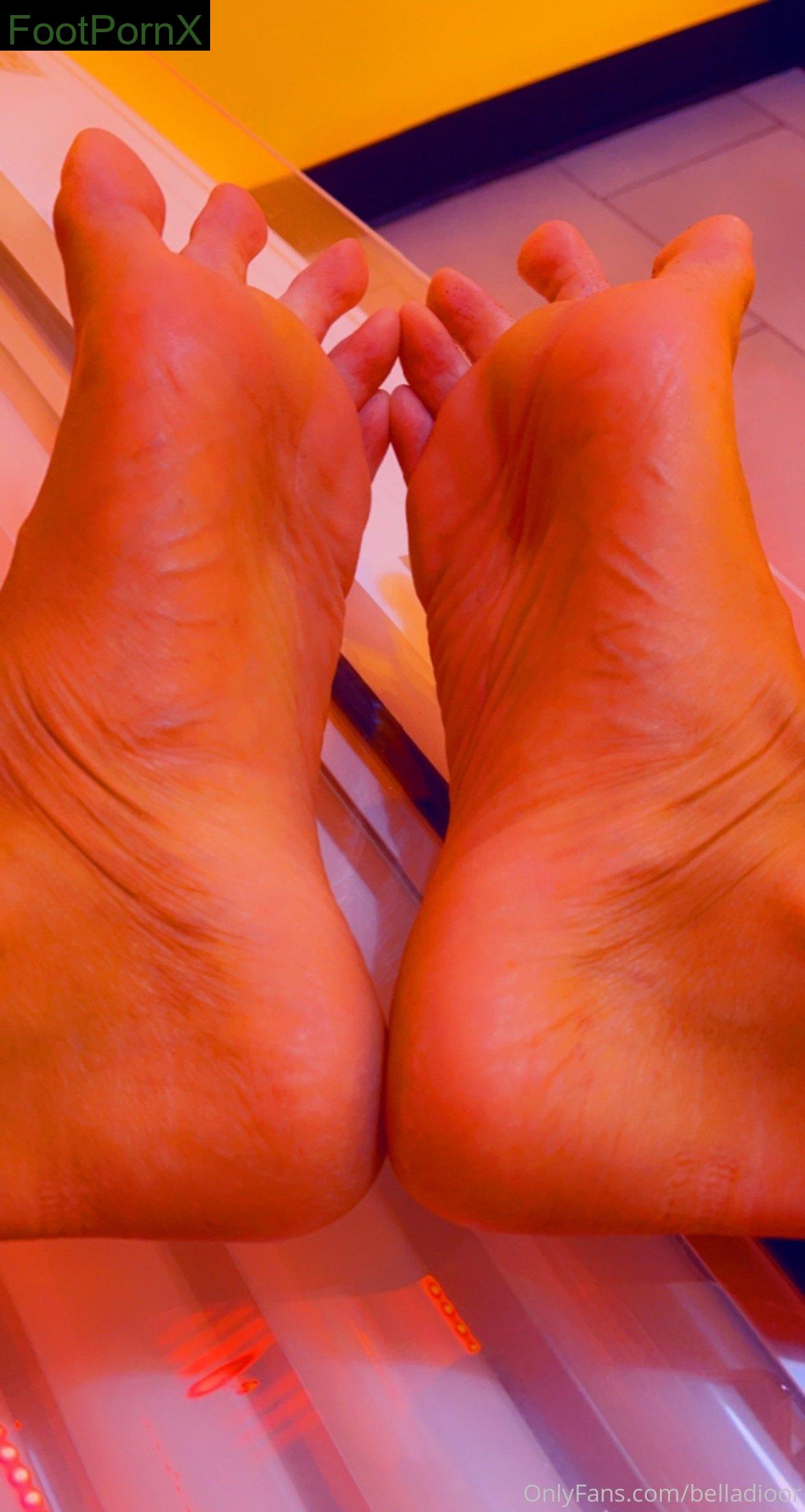 belladioor feet photo 17