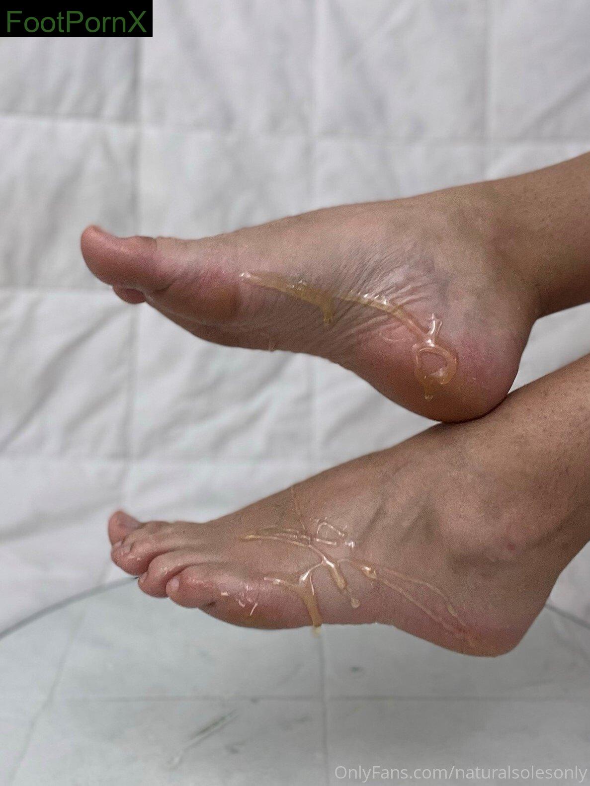 naturalsolesonly feet photo 1