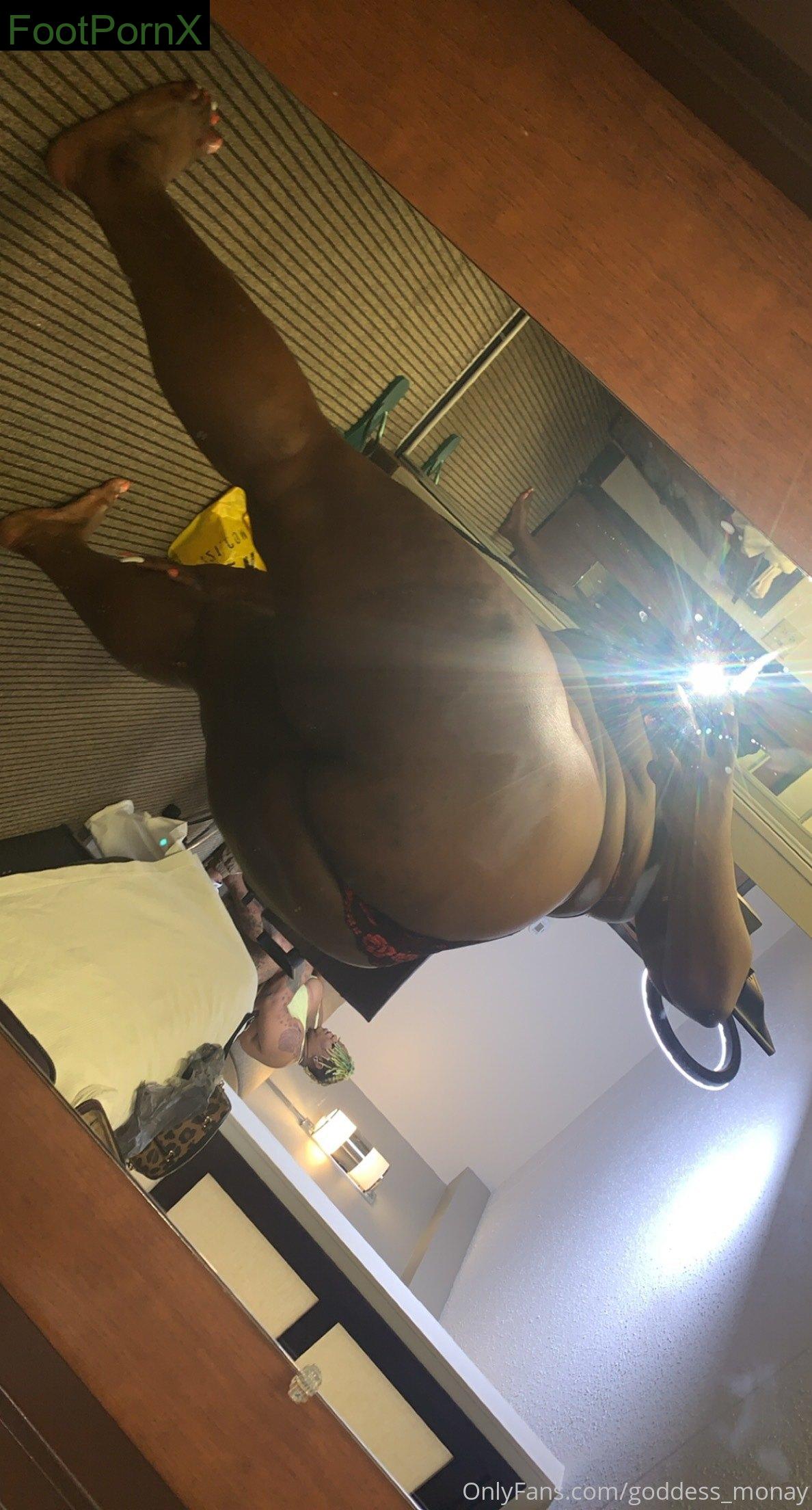 goddess_monay feet photo 24