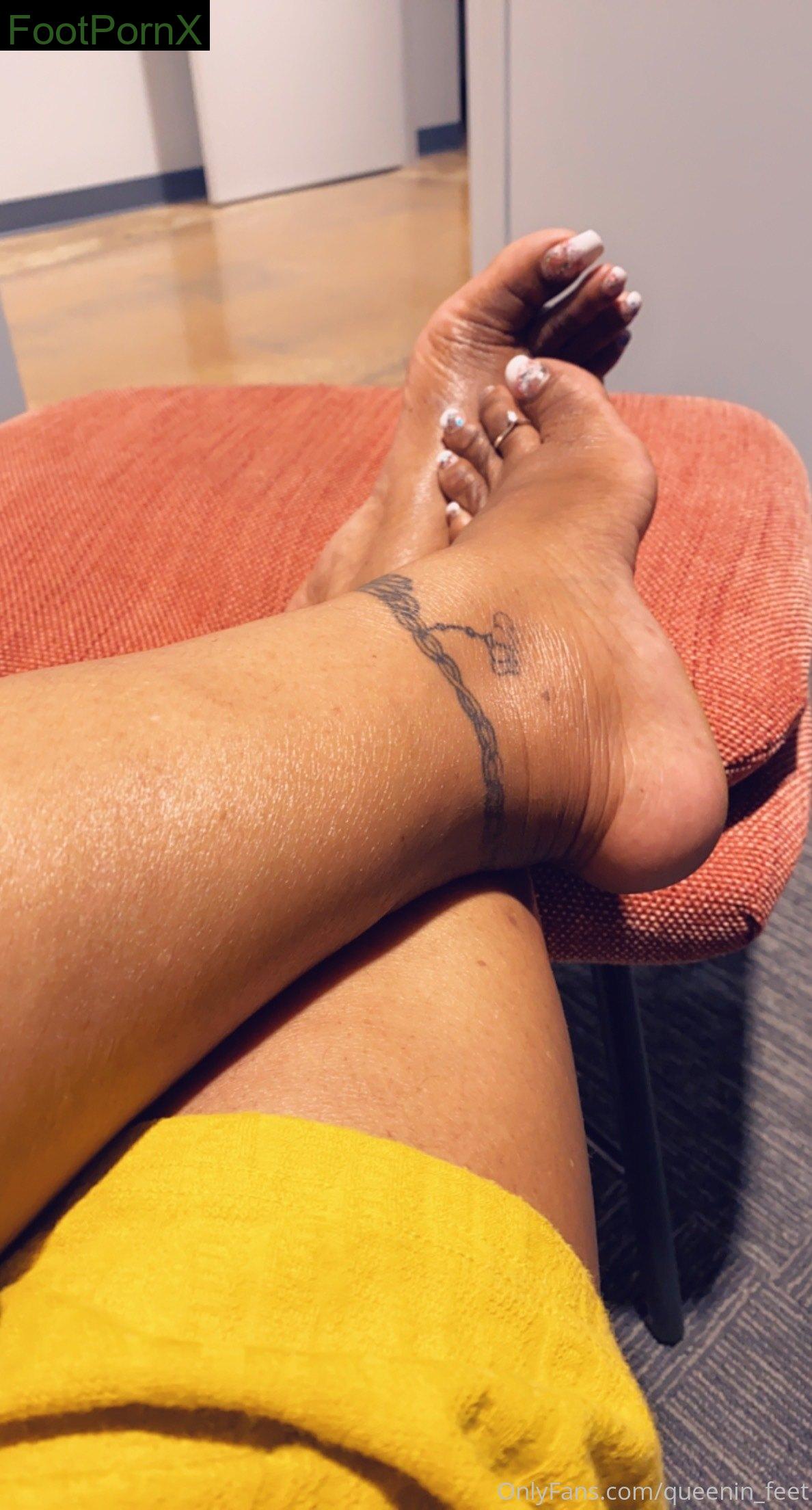 queenin_feet feet photo 16