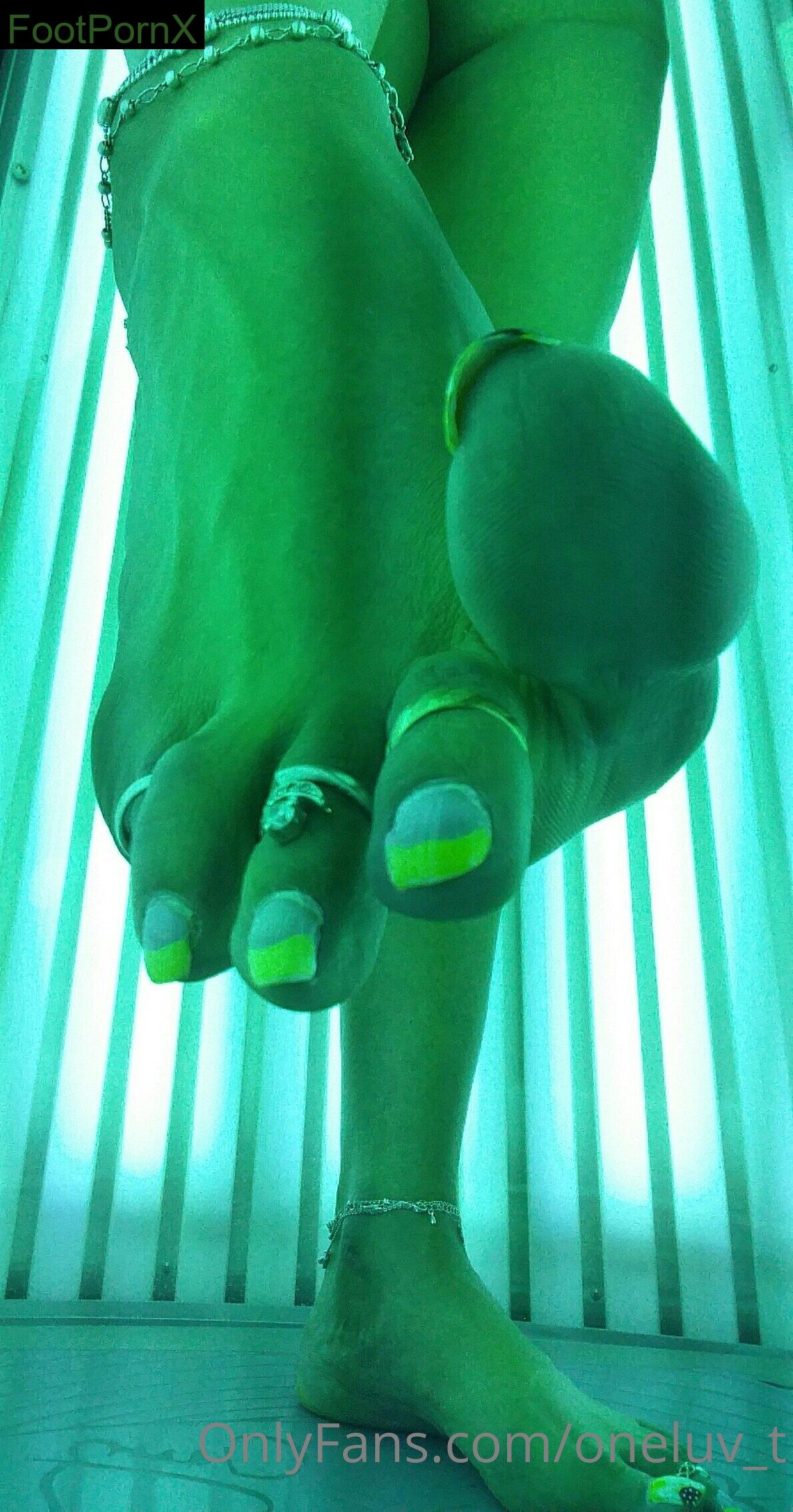 oneluv_t feet photo 20