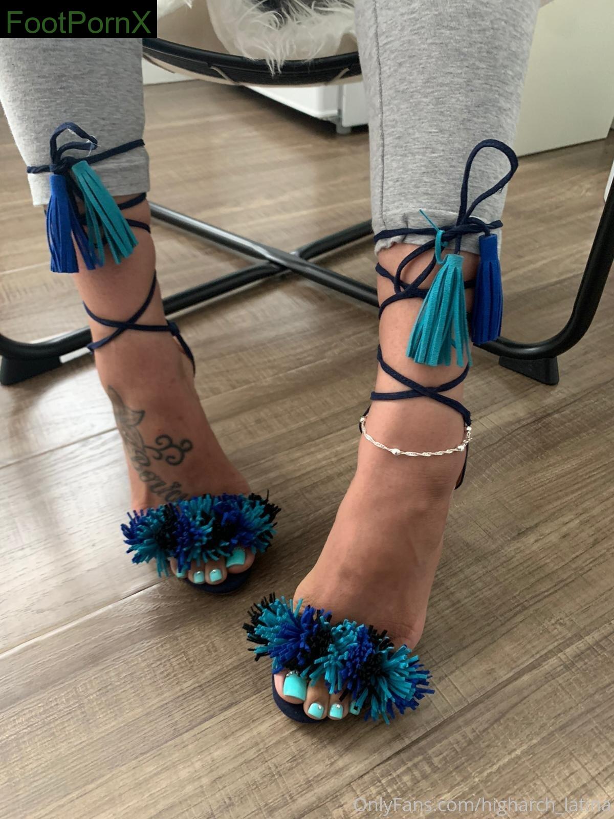 erotichigharchs feet photo 22