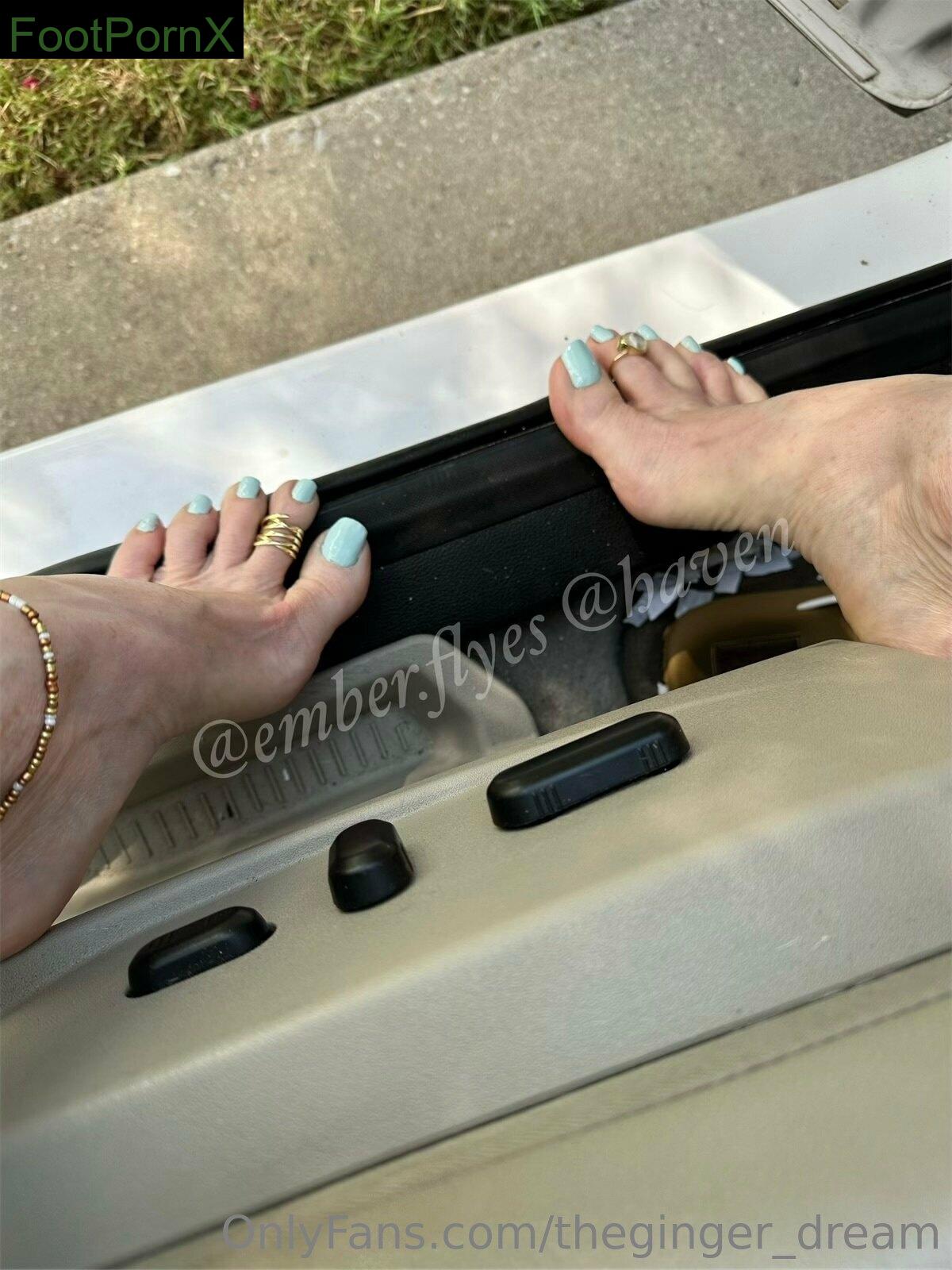 theginger_dream feet photo 19
