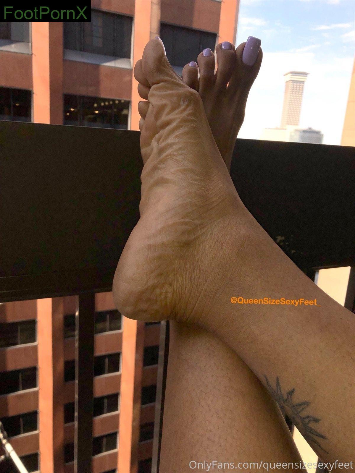 queensizesexyfeet feet photo 18