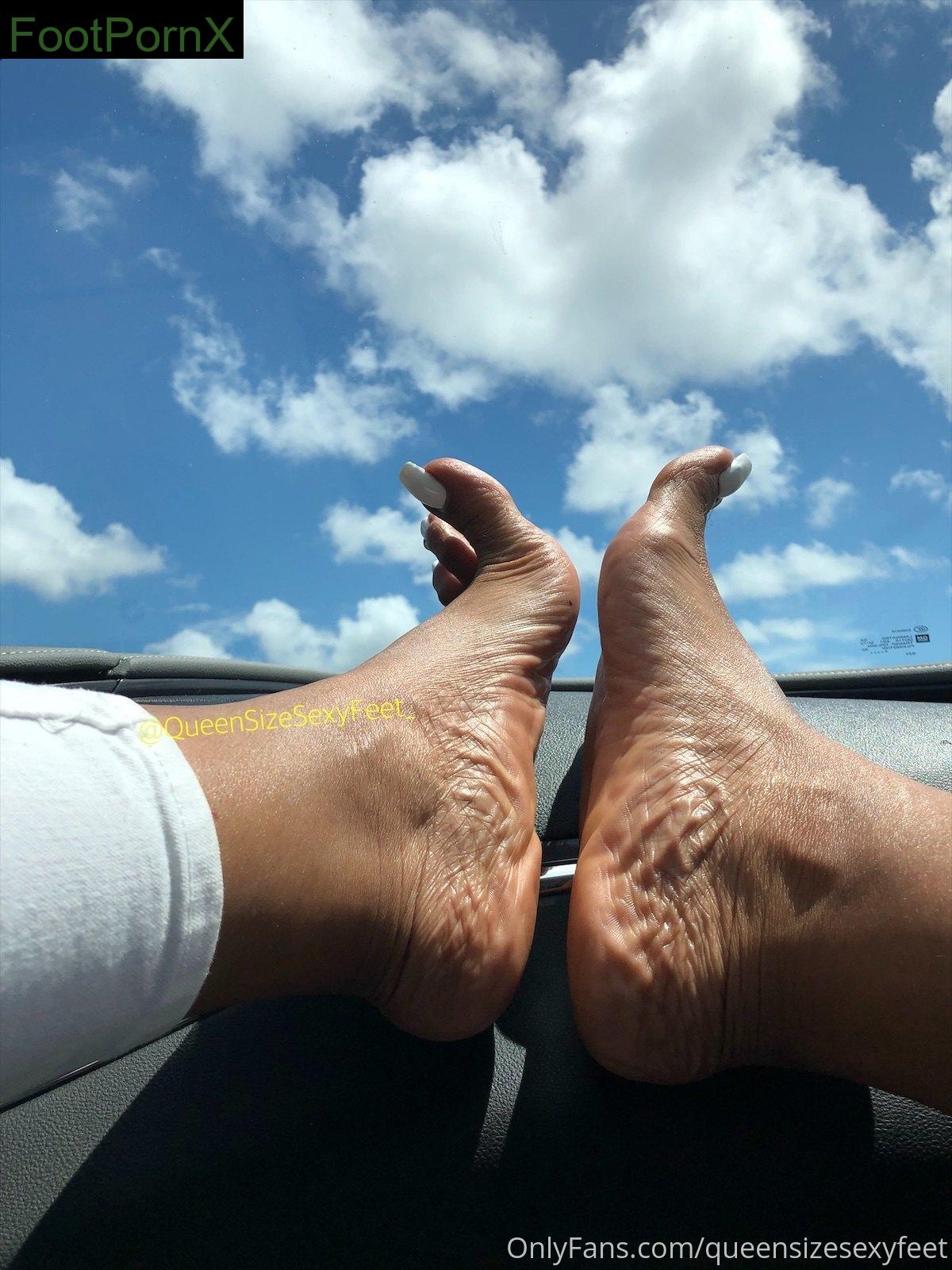 queensizesexyfeet feet photo 8