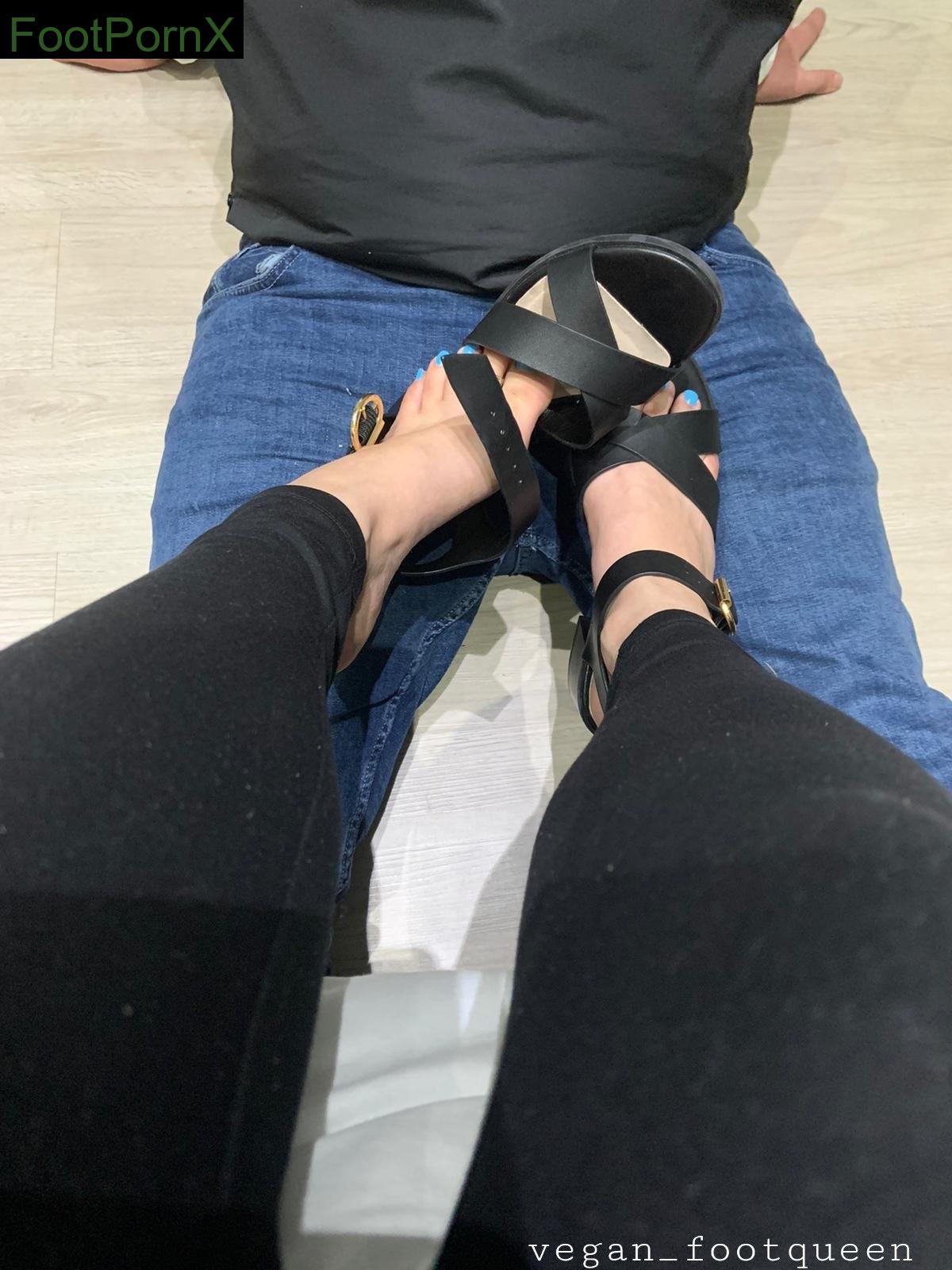 vegan_footqueen feet photo 1
