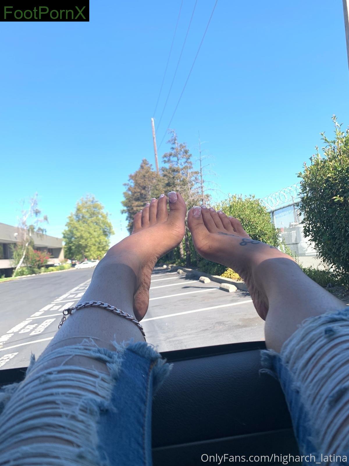 erotichigharchs feet photo 15