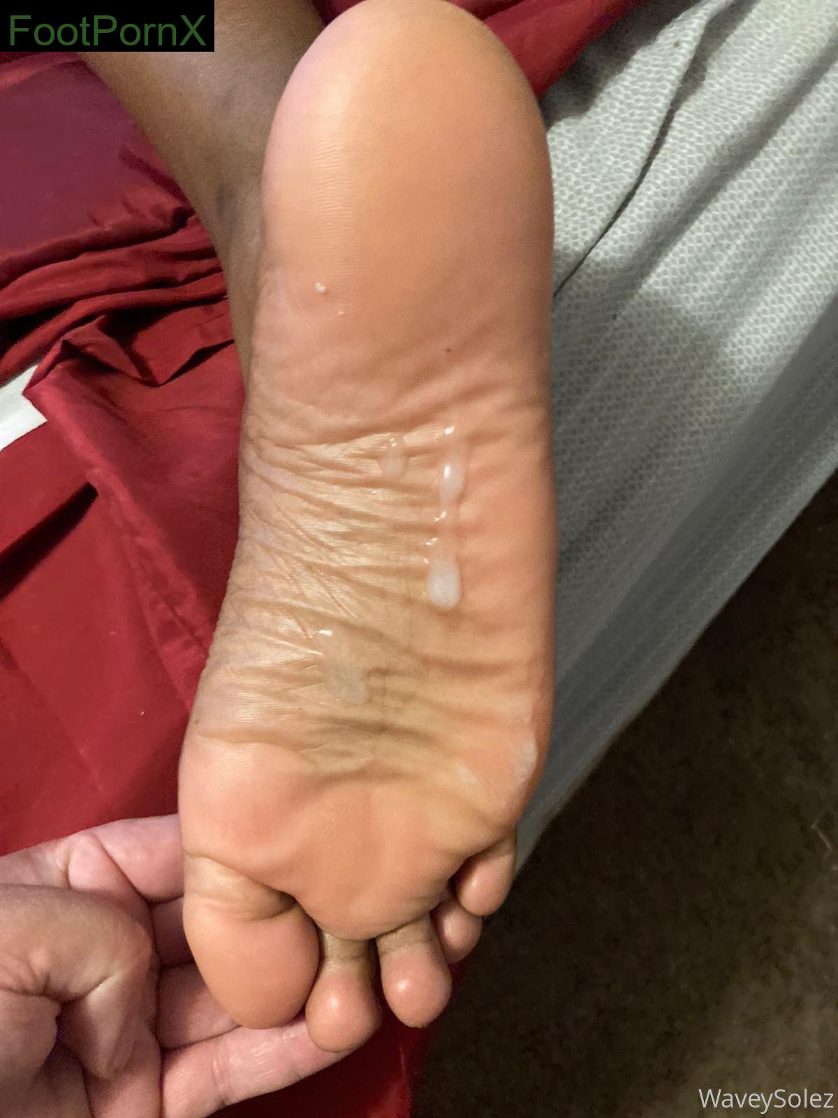 waveysolezz feet photo 1