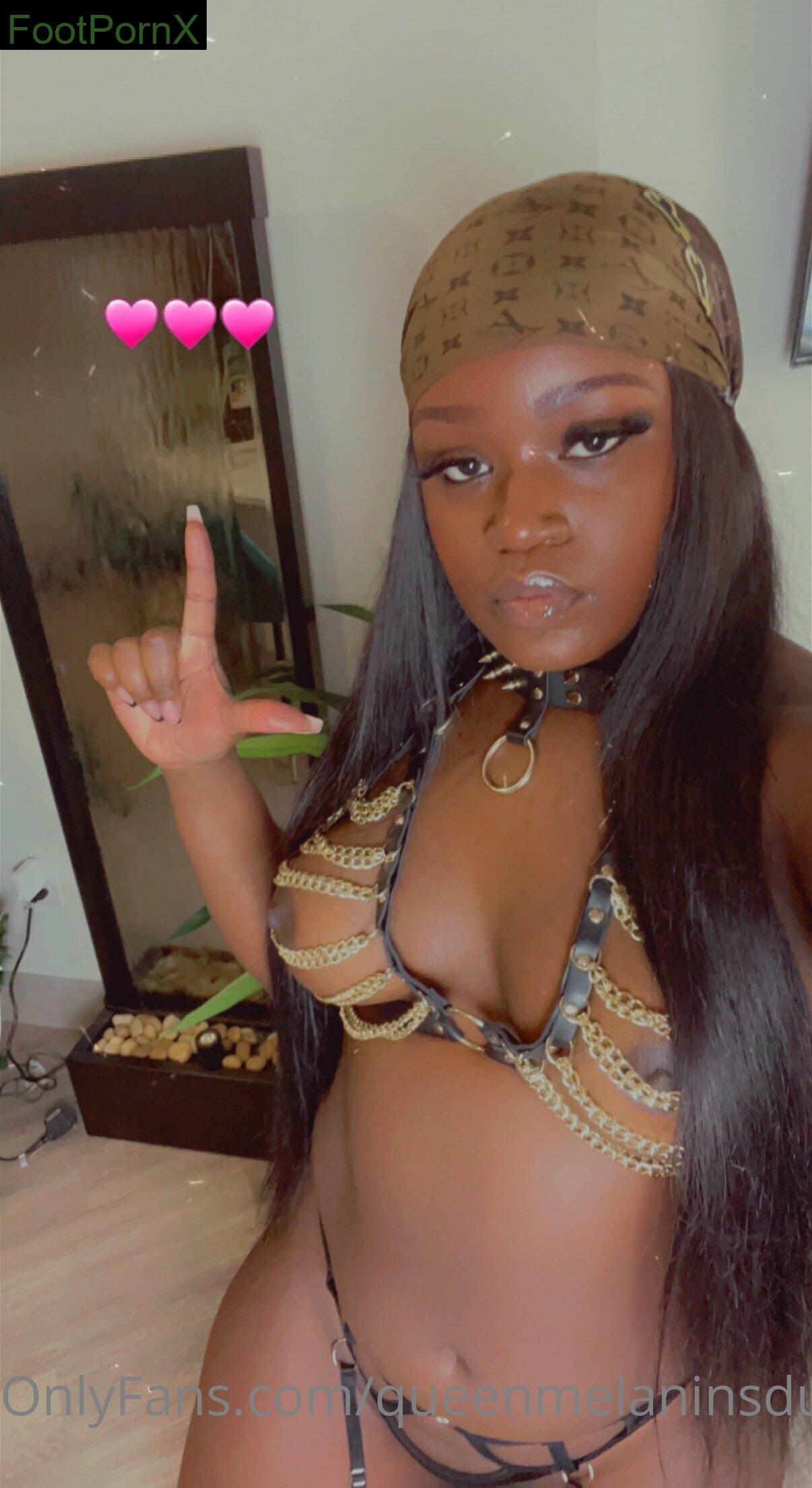 queenmelaninsdungeonn feet photo 13
